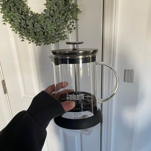 Frother for lattes